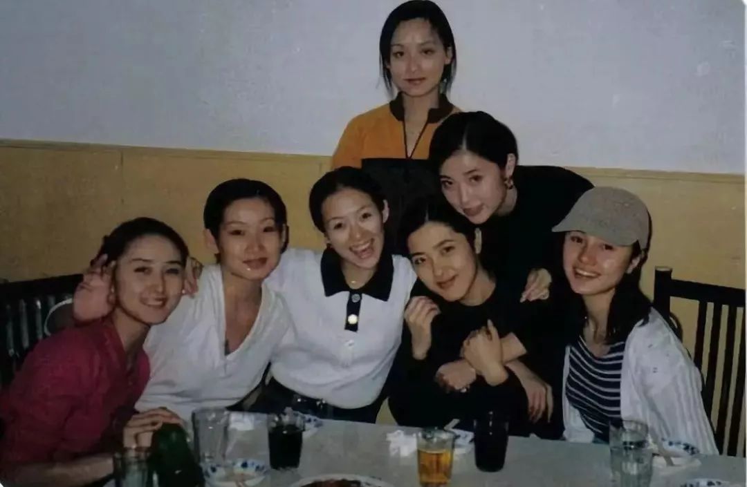 陶虹袁泉照片,袁泉陶虹年轻照片