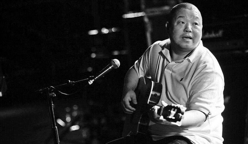 不服不行！这六个歌星中的“啃老族”，“一首歌”唱一辈子