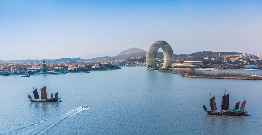 校地合作开启新篇章深度报道,校地共建协同育人