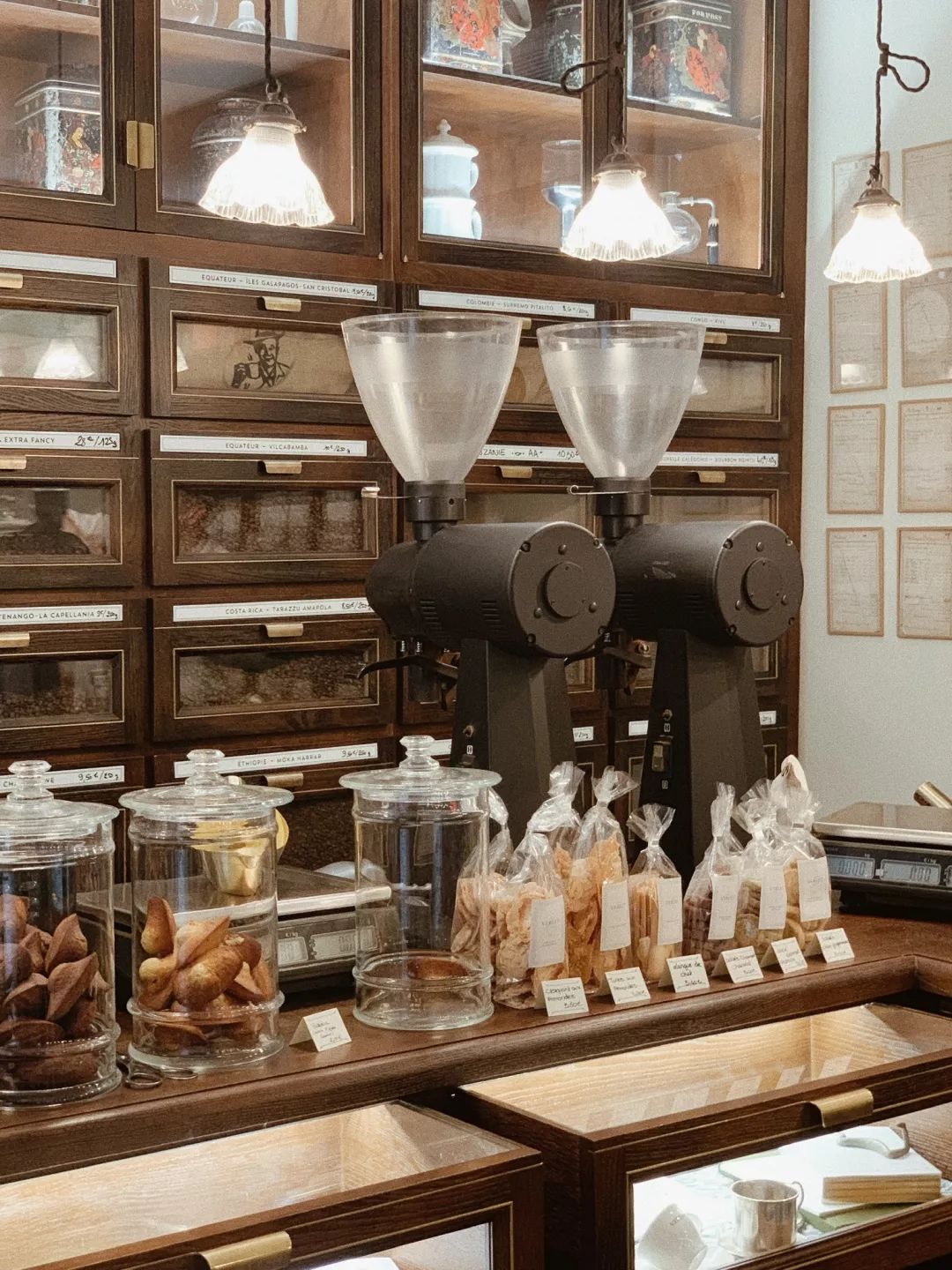 巴黎和lv的鞋哪个好,巴黎和伦敦相约旅行