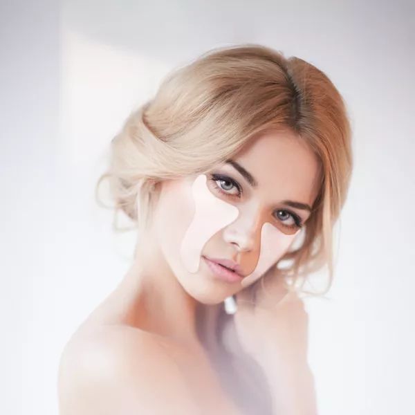 法令纹和眼纹怎么才能有效改善,法令纹贴眼贴有用吗