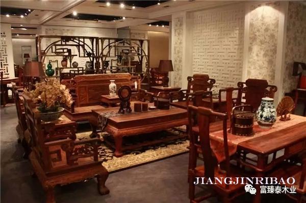 一刀一笔彰显工匠技艺,一刀一笔