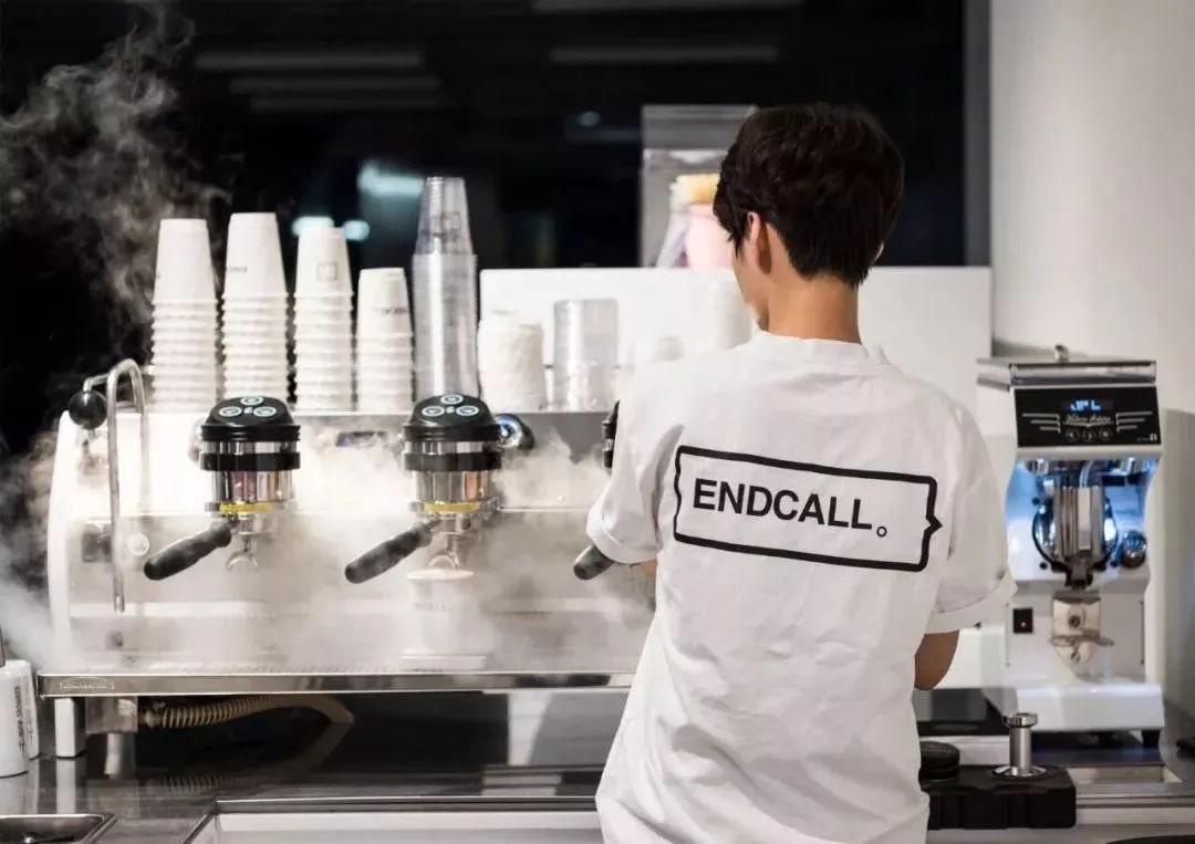 「内含福利」从极简美妆到室内设计典范，Aesop怎么做到的？