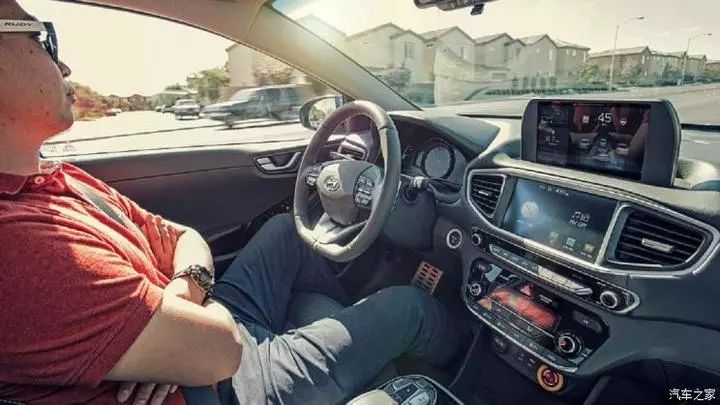 智能网联汽车周报,10月第三周|韩国8年后打造成全球首个自动驾驶国家,乌镇互联网大会期间推5G无人驾驶公交