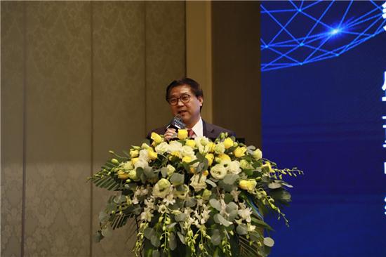 盛诺一家波士顿,盛诺一家和厚扑方舟