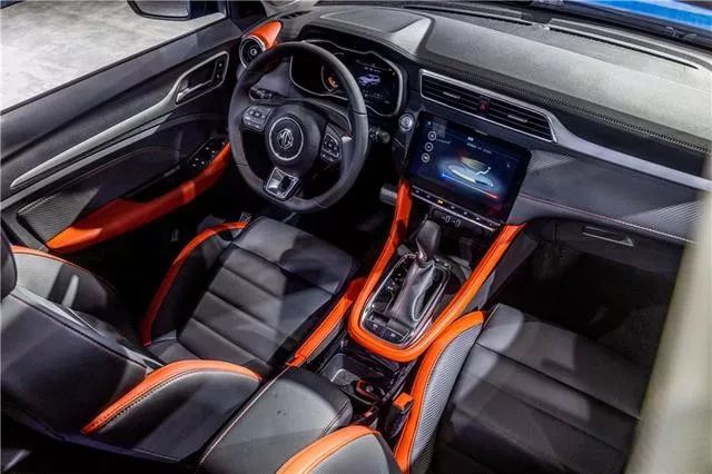 从五菱到劳斯莱斯,最新豪华车型上市