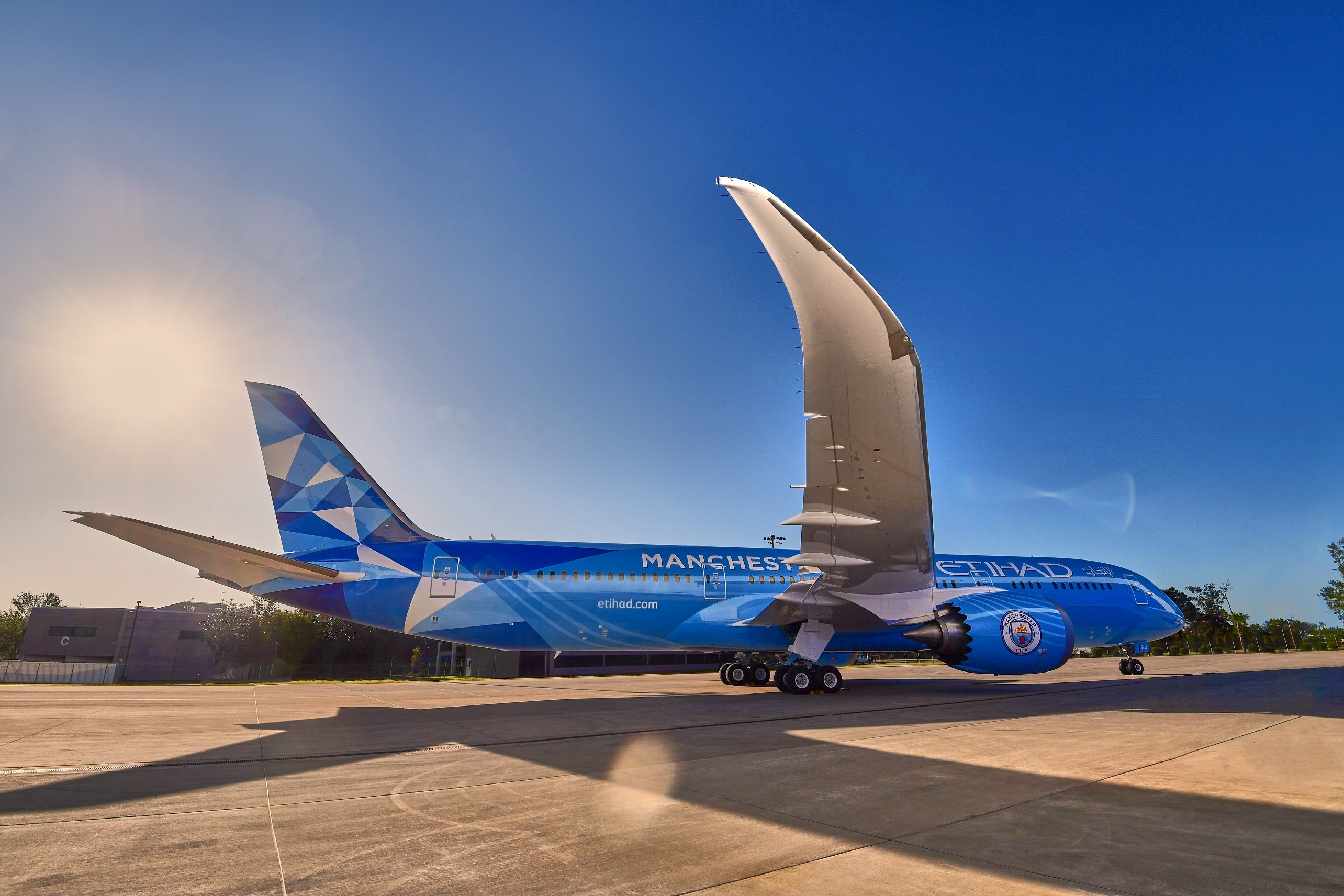 阿提哈德航空梦幻客机,阿提哈德航空787最新曼城涂装