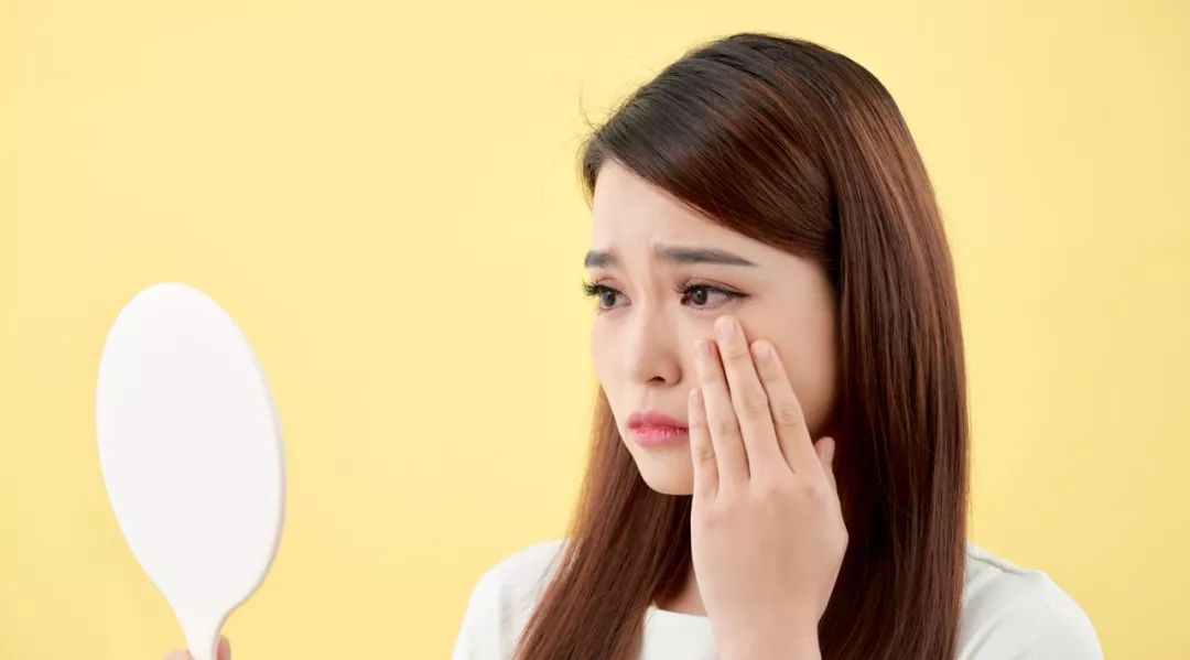 同样的年龄有的年轻人有的人老,同样的年龄为何他却比你显得年轻