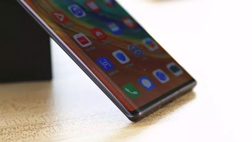 华为mate40pro和mate30pro5g,华为mate30pro5g版刷保时捷系统