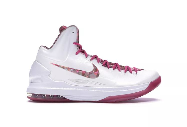 小翅膀又来了！KD12“AuntPearl”第一眼就决定掏钱了