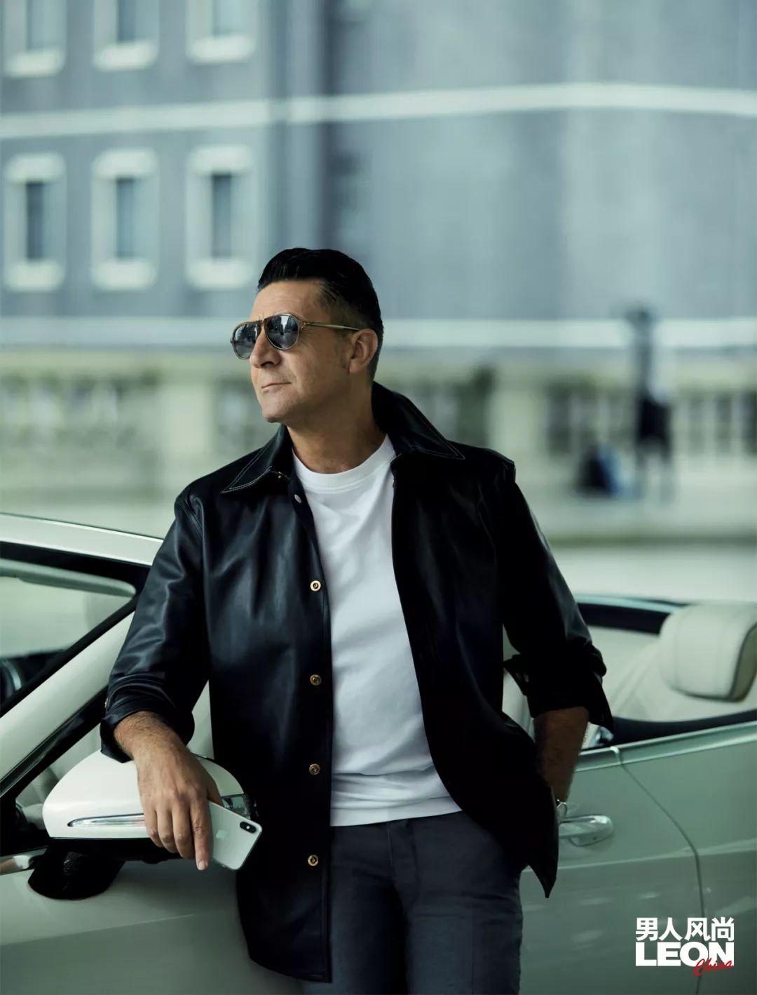 风流倜傥帅气迷人,风流倜傥西装革履