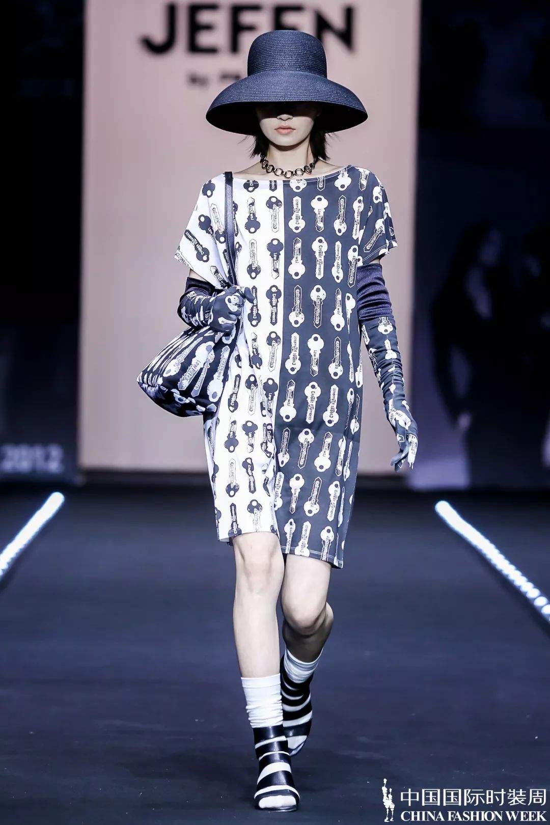 ss2023中国国际时装周女装设计大赛,ss2024中国国际时装周