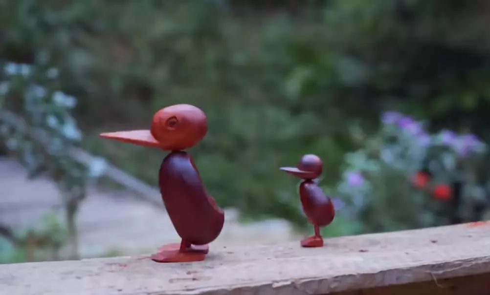 河南大爷做出2600年前的鲁班凳,山村老人制作鲁班凳惊艳国外