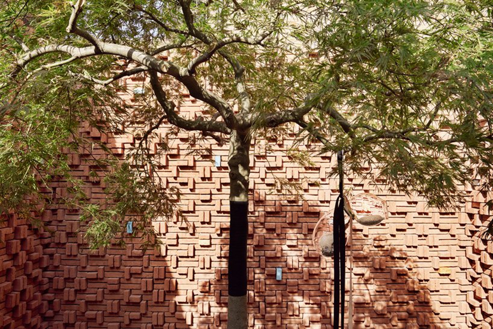 质量好有设计感的大品牌女装店铺,设计感强的小众女装品牌店