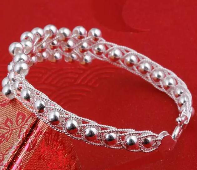 清洗银首饰的3种方法,银首饰清洗的最简单办法