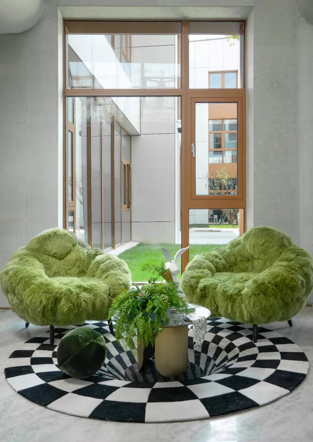 1000㎡展示中心：兔子先生的奇幻梦境