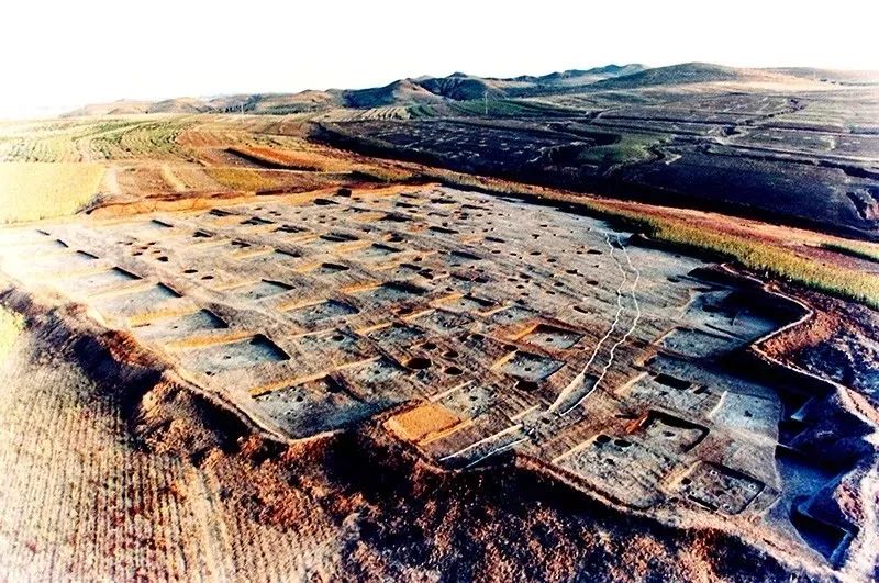 隐藏在CHI（赤）FENG（峰）里的秘密，你发现了吗？