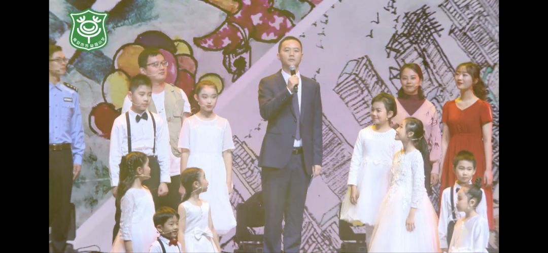 今天，这所学校的生日会惊艳全场