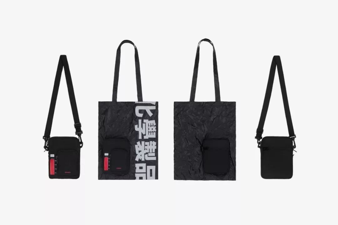 念想了十几年的“血屏”，如今要让你听个科幻故事