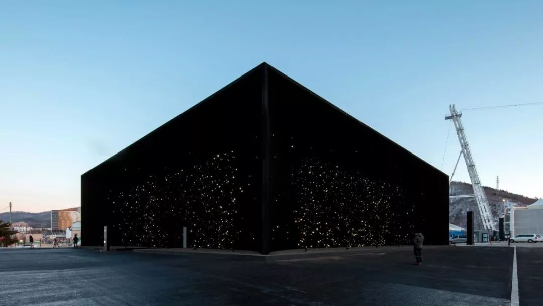 仿生人会梦见克莱因蓝吗,仿生人会梦见机器羊吗