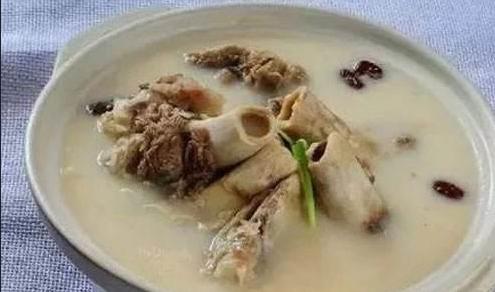 炖骨头汤加醋什么时候加,炖骨头汤加醋是起什么作用