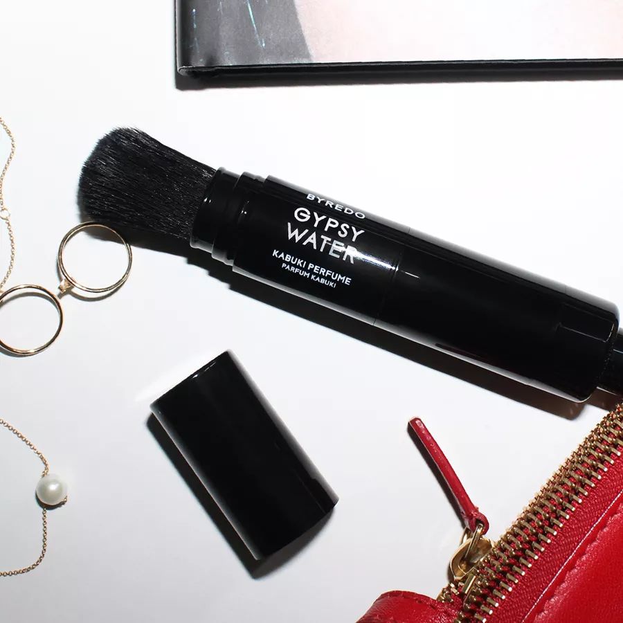 再火的衣服没有这个细节，也很难精致起来