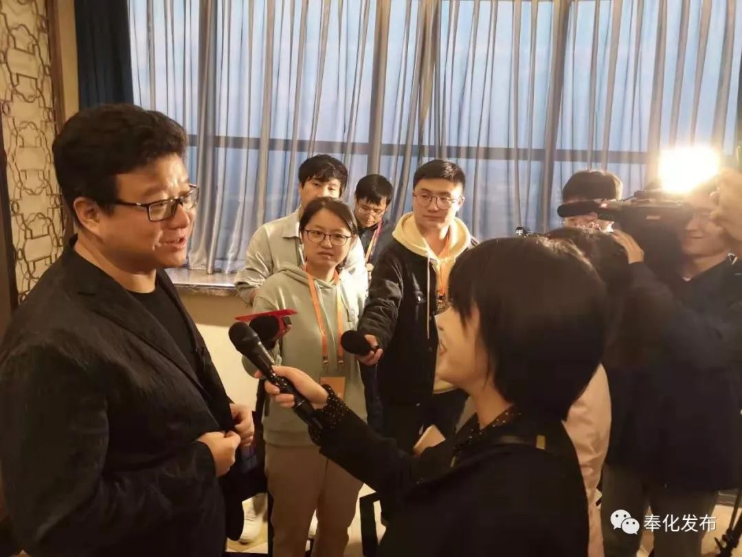 丁磊是奉化中心毕业的吗,网易丁磊是宁波奉化人吗