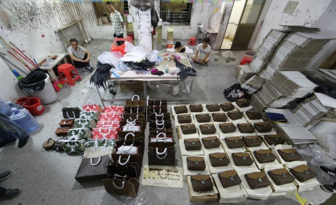 lv和迪奥的区别,lv爱马仕真假