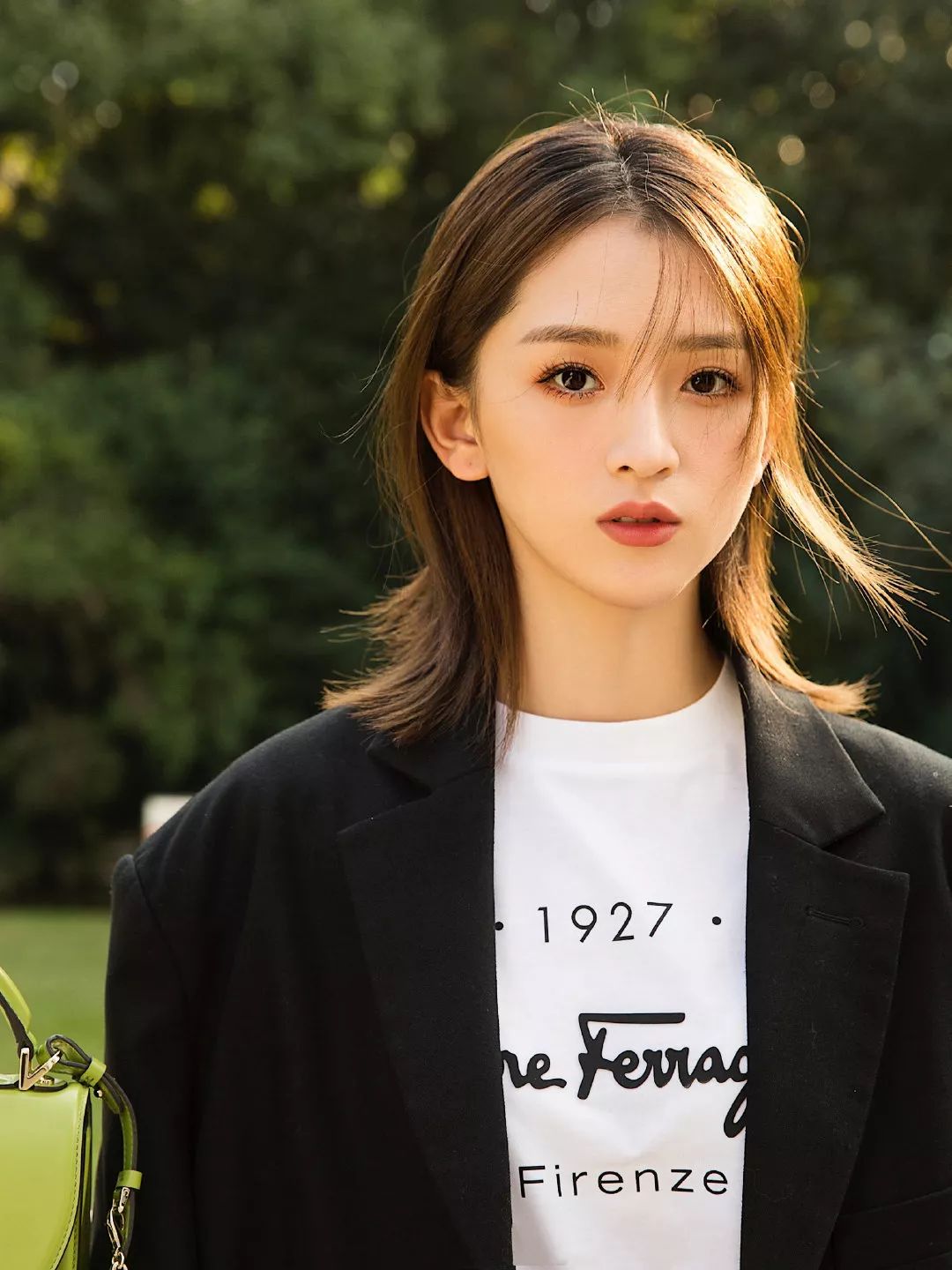 神仙大V和我们一起在上海发“奖状”！？我们飘了……