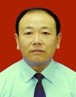 他们开车的，快把他们“揪”出来