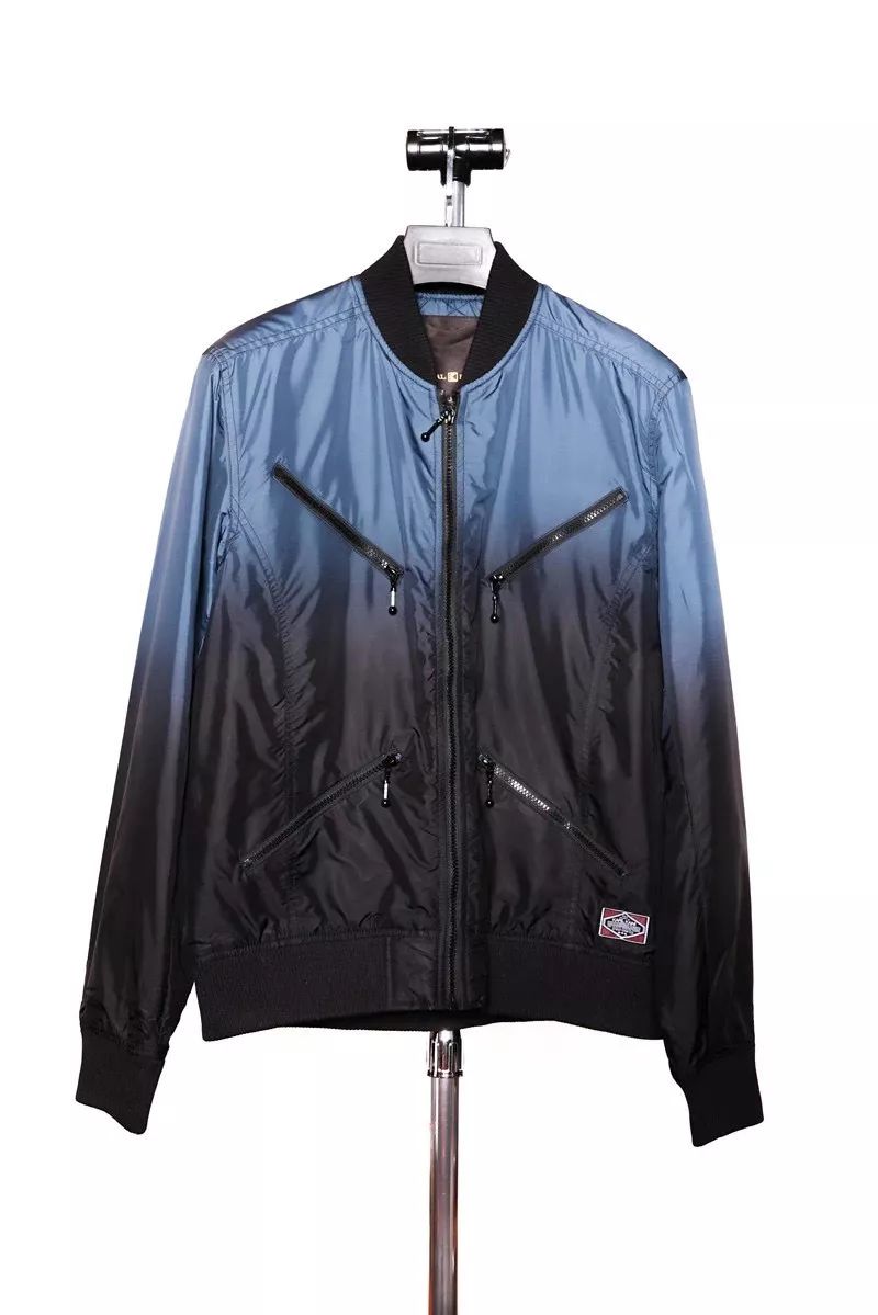 番禺剁手*党**的天堂！低至2.5折，万人疯抢的欧时力、MNBF等顶级国际潮牌开仓