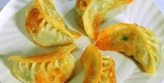 如何煎饺子酥脆金黄,冻饺子怎么煎才酥脆好吃