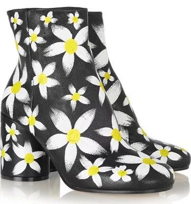 权志龙喜欢的雏菊是什么雏菊,权志龙的小雏菊为什么少一半