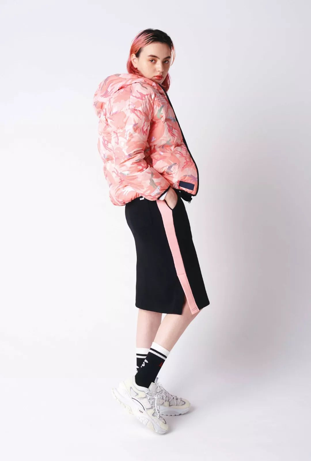 aape特别版手机有什么区别 (aape特别版手机是什么意思)