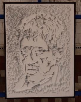 切出40000块面包丁玩拼图，无聊吃货的最高境界？