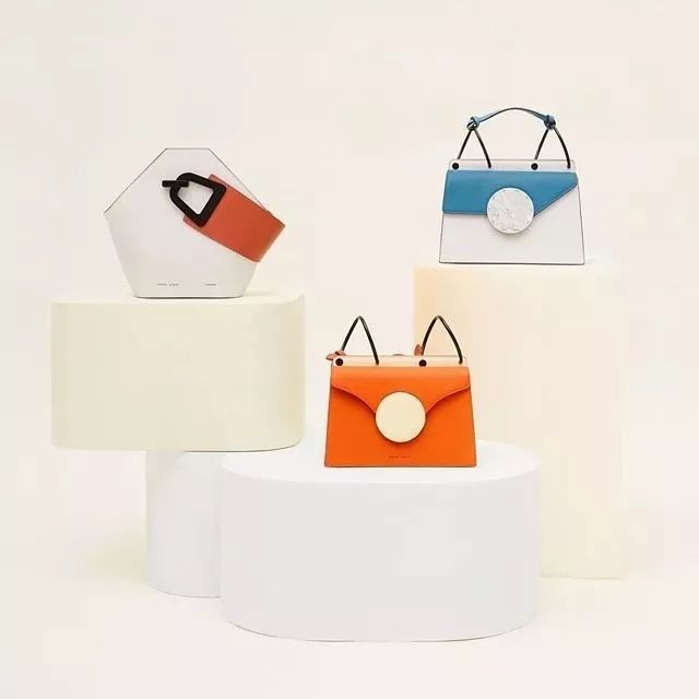 英国平价小众包,去国外必买的几款小众包