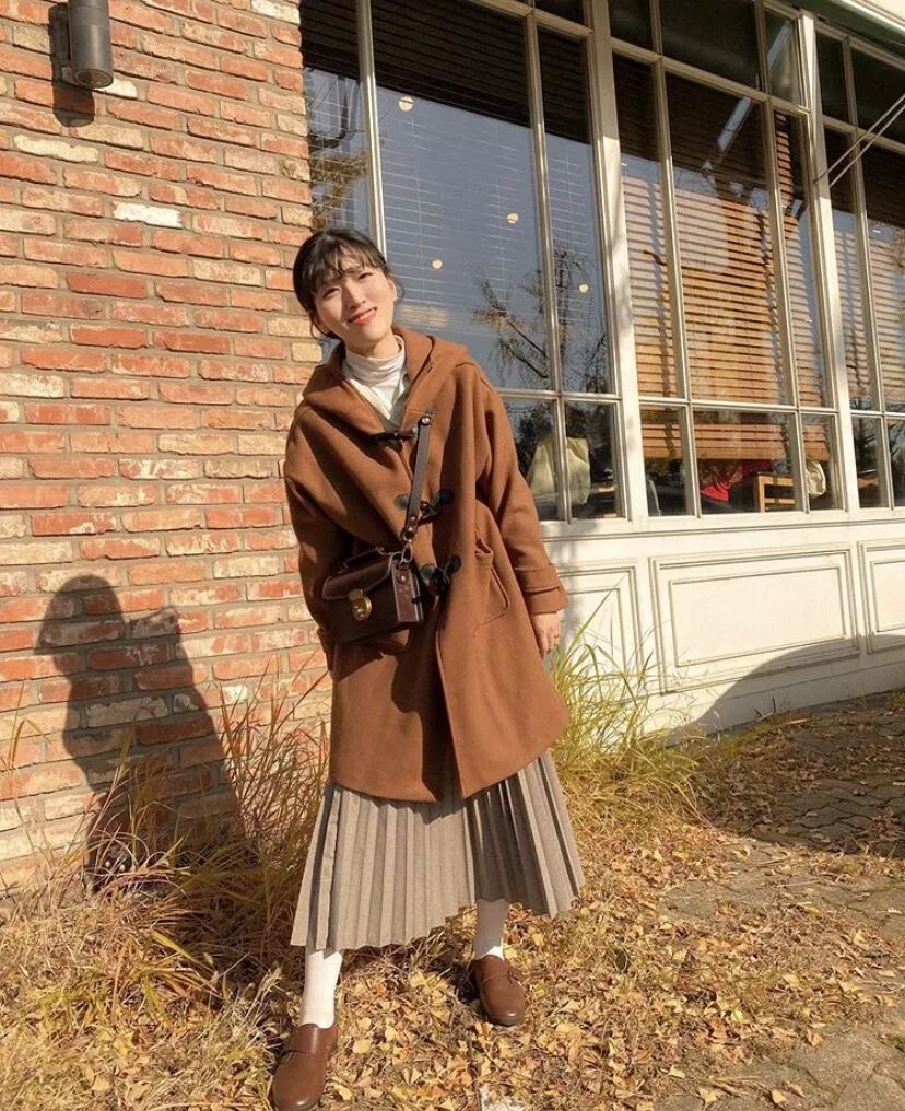 长款牛角扣大衣怎么搭配好看,冬季牛角扣大衣怎么搭配