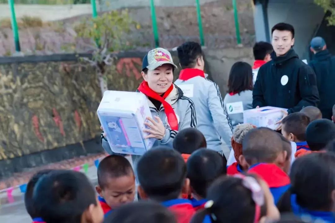 走到哪，邦泰就把关爱带到哪！2019「怒放吧，少年计划」西昌站举行，广元自贡遂宁三地即将展开