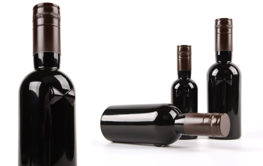 这个遥控器叫“挤粉刺”，按的时候就像我们在挤自己的青春痘