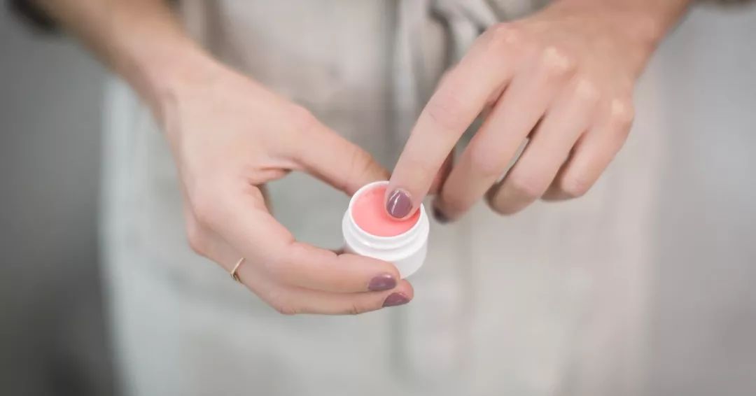 去专柜可以鉴定化妆品的真假,代购护肤品如何鉴别真假