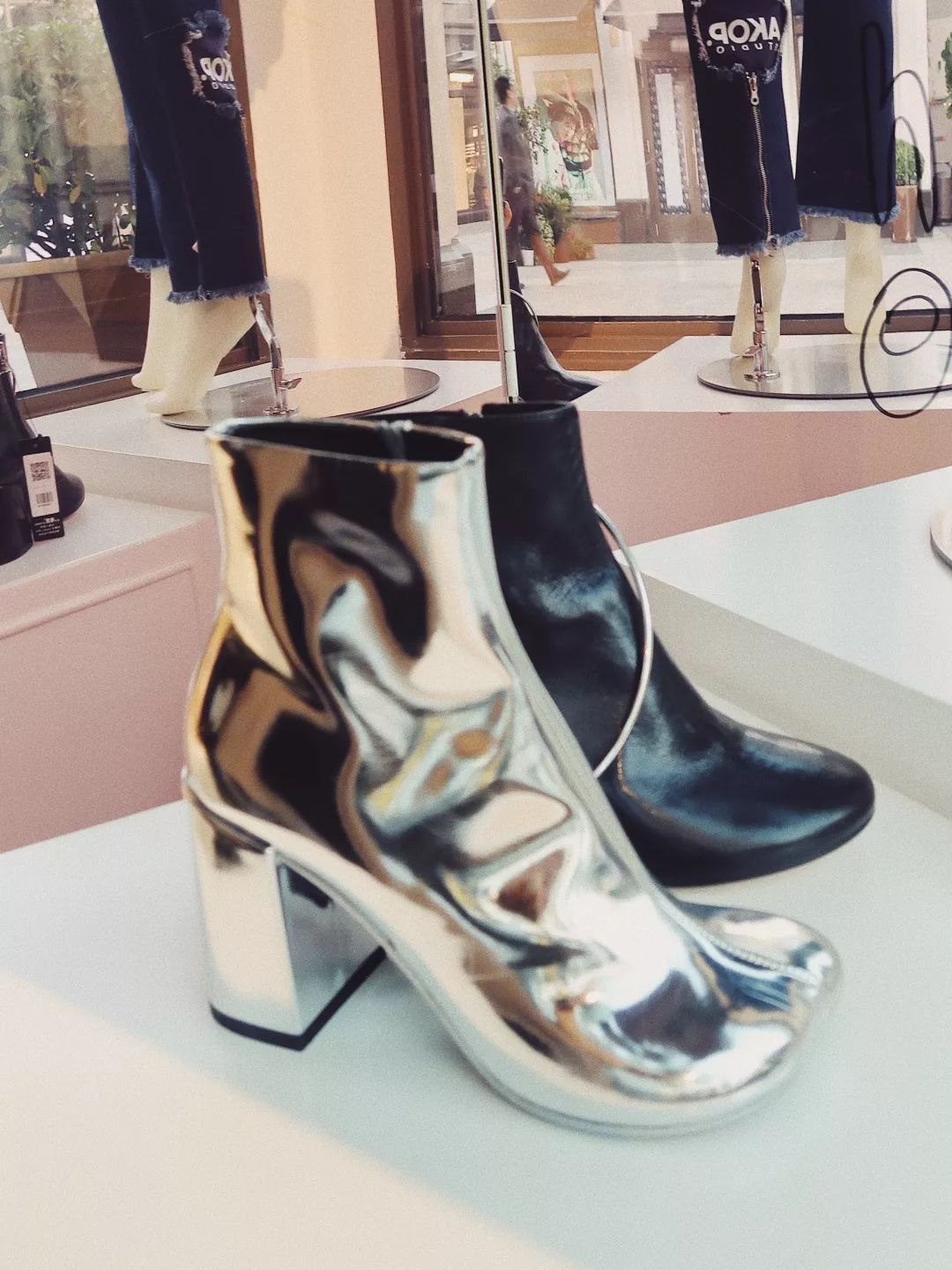 逛OUTLETS有多疗愈|我后悔现在才知道...