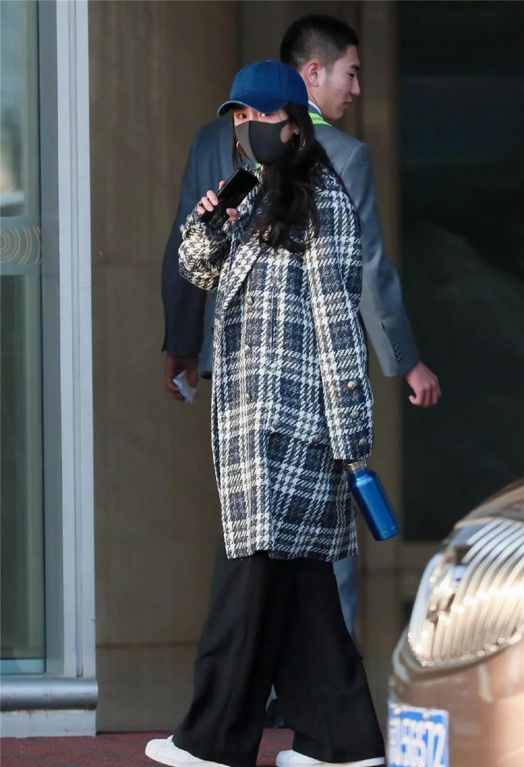 球鞋放薯条？皮卡丘变成碳？?洗衣液走秀了！这个世界太玄幻