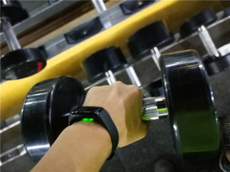 乐心智能健康手环,乐心手环监测测评