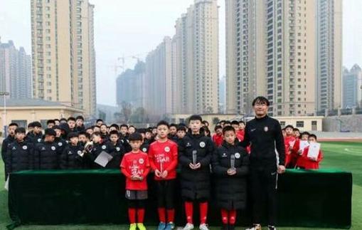 蒙阴一小足球比赛,蒙阴县一小足球