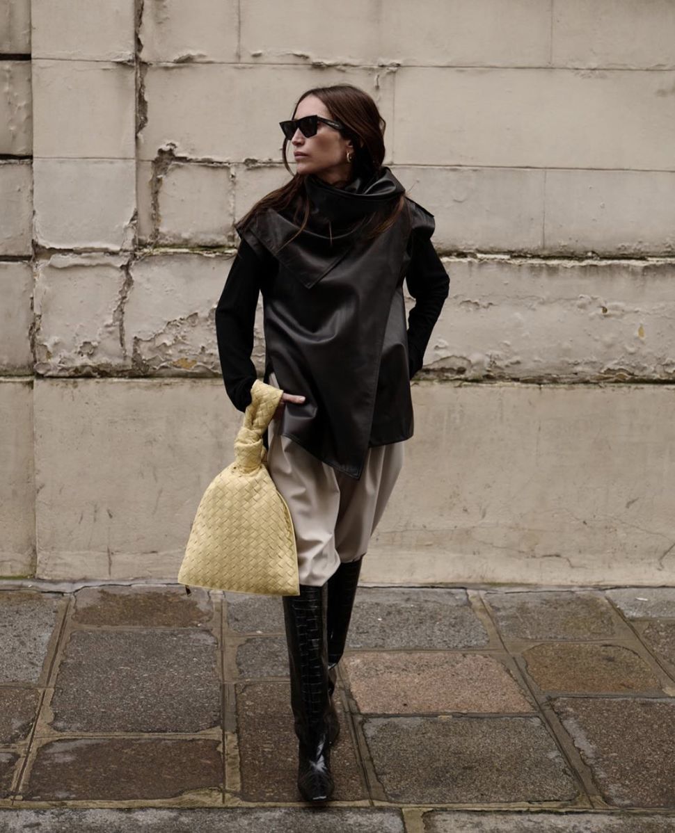 钟楚曦穿的黑色裙子,钟楚曦穿裙子