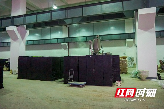 外贸发展新动能持续增强,外贸形势严峻如何扩大内需