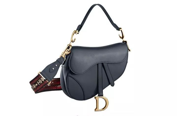 包越买越小，能放下哪个气垫？