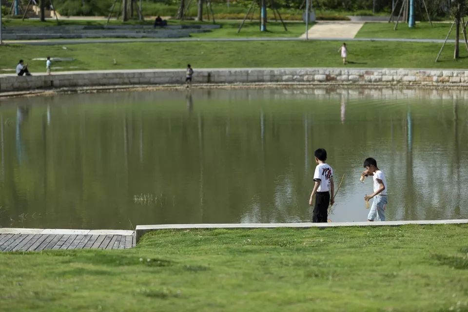 西秀区武当路虹山湖市民公园,安顺虹山湖市民公园