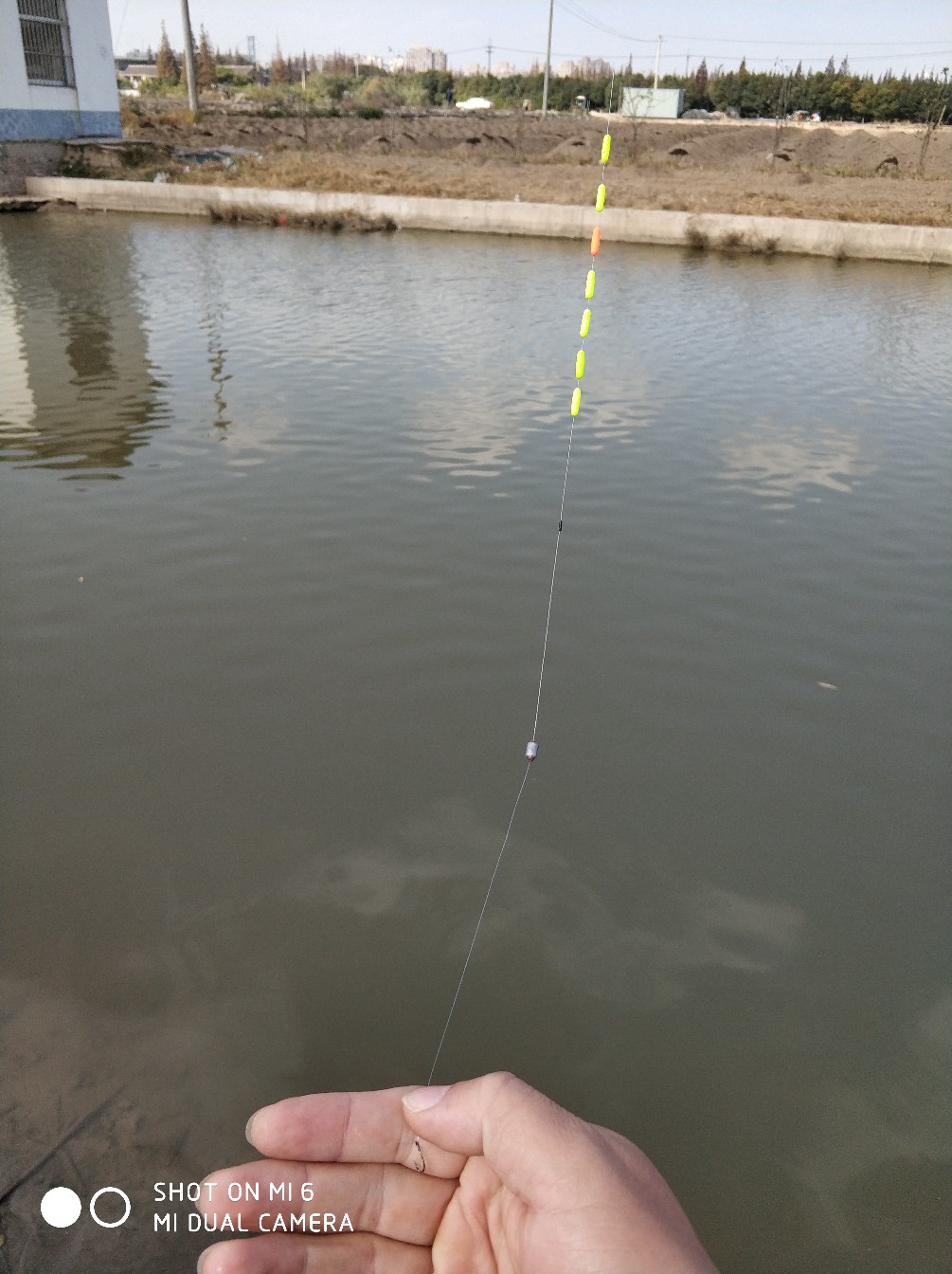 不懂钓鱼的人开渔具店,多少钓友才适合开渔具店