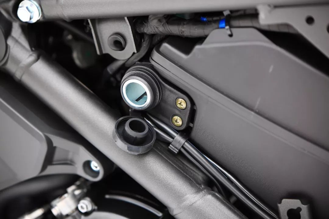 无极650gs拉力车,呆子隆鑫无极650拉力评测